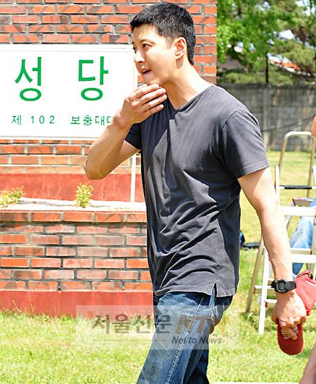 [NTN포토] 이동건 ‘마음 굳게 먹고···’