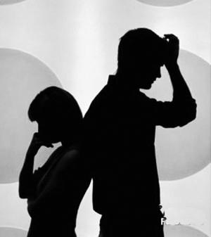 엄마 강요에 ‘12년새 8번 결혼女’ 기막힌 인생