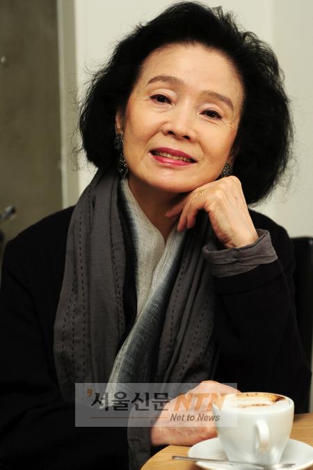 윤정희, ‘무릎팍’서 남편 백건우와의 로맨스 공개