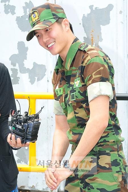[NTN포토] 재희 ‘군 전역 축하댄스~’