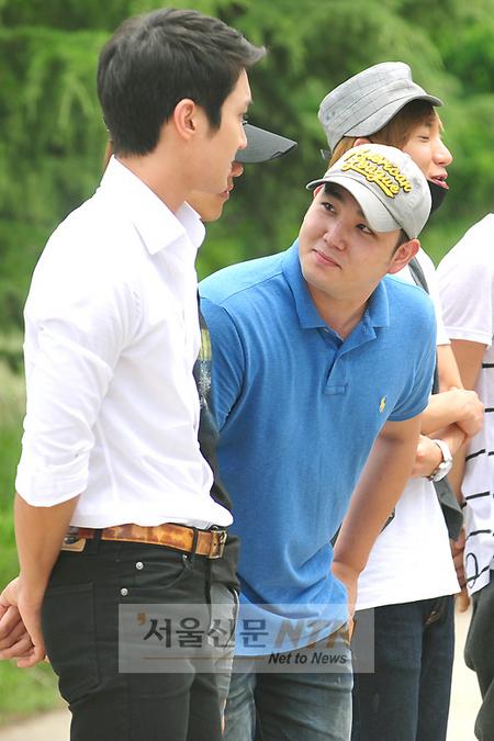 [NTN포토] 강인 ‘시원아, 눈물 흘리는거 아니지?’