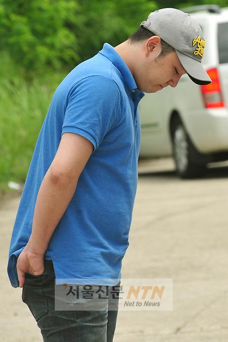 [NTN포토] 눈시울 붉히는 ‘슈주 강인’