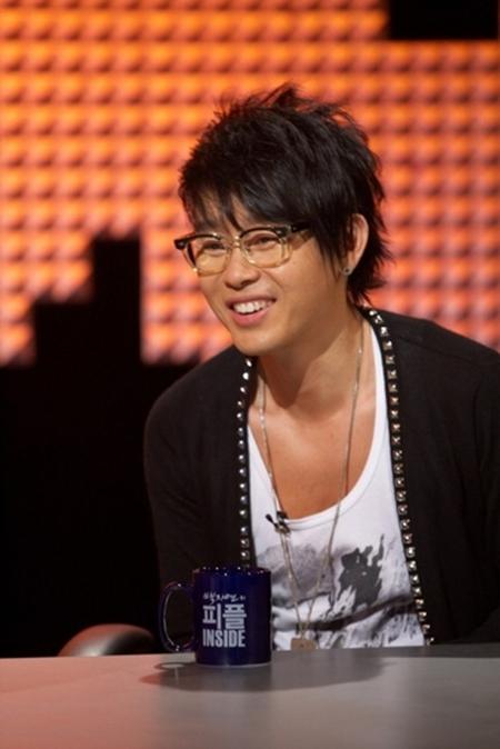 이승환 “히트곡 ‘플란다스의 개’ 사실 표절곡” 고백