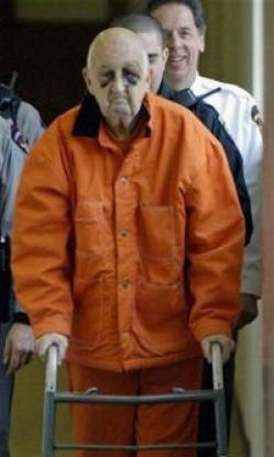 90세 남편, 68년 동고동락 부인 ‘잔혹 살해’