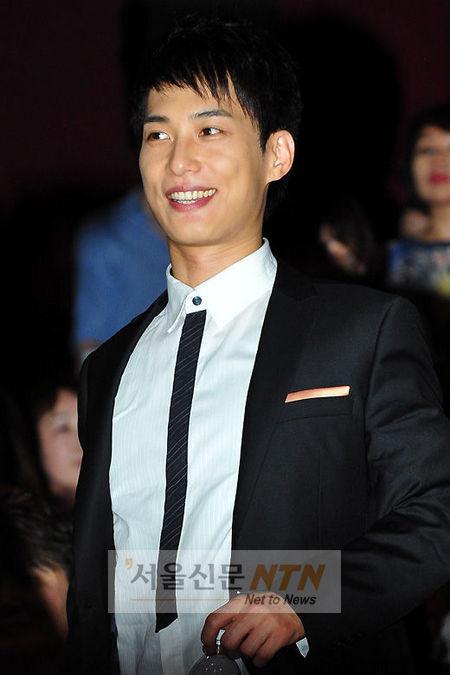 [NTN포토] ‘로티플스카이’ 쇼케이스에 참석한 김원준