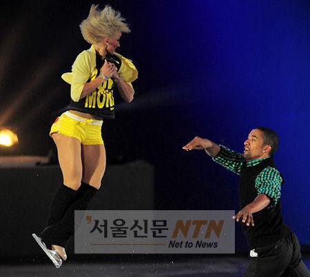 [NTN포토] 일리오나 사브첸코·로빈 졸코비 ‘호흡도 척척’