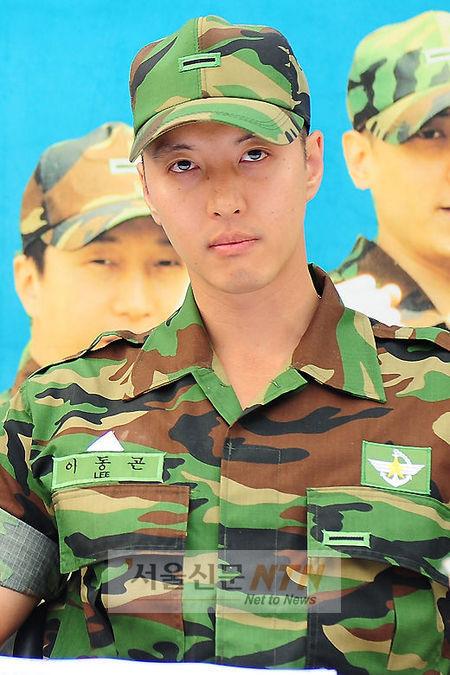 [NTN포토] 이동건, ‘각잡힌 이병 이동곤’