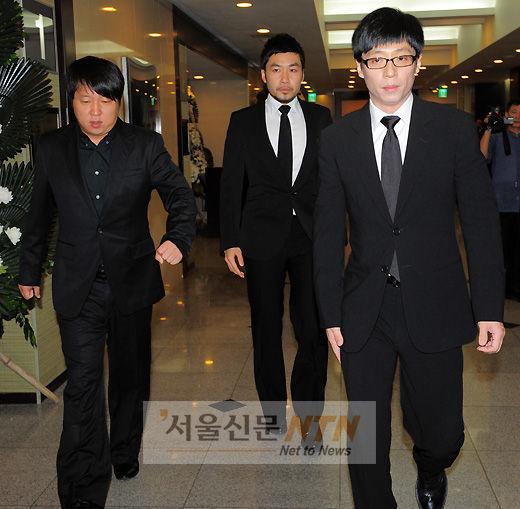 [NTN포토] 무거운 발걸음 옮기는 ‘무한도전팀’