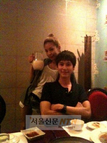 보아, 음주사진 공개 “규현과 막걸리 타임 앗싸~”