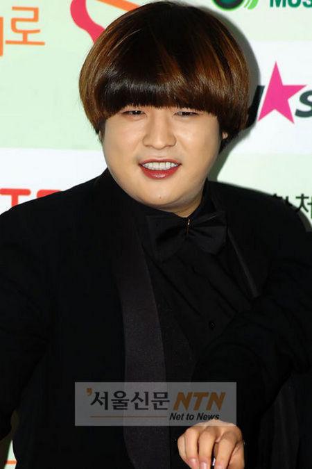 신동, 여친 관련 루머 해명 “사생팬? 절대 아냐!”