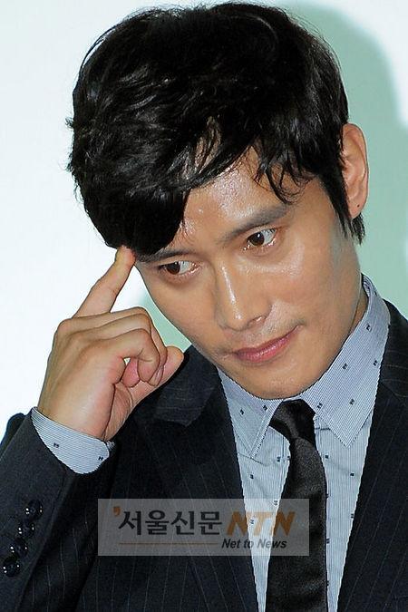 [NTN포토] 이병헌 ‘어떤 말을 할까··’