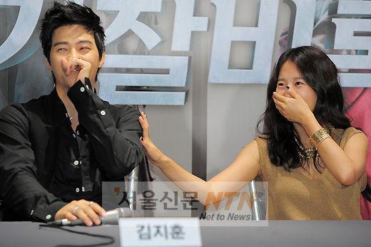 [NTN포토] 김지훈·임정은 ‘웃음 참기 힘드네’