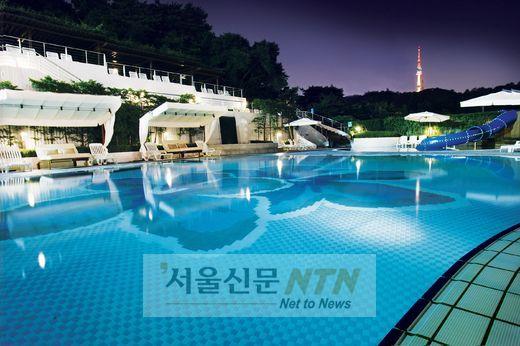 신라호텔, 늦여름 피서객 위해 봉사료 제외 ‘무료 봉사’