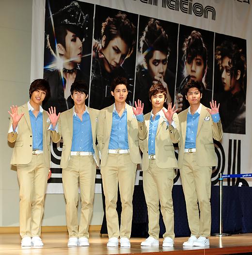 SS501, 전원 소속사 이적..그룹 활동 시 DSP 참여