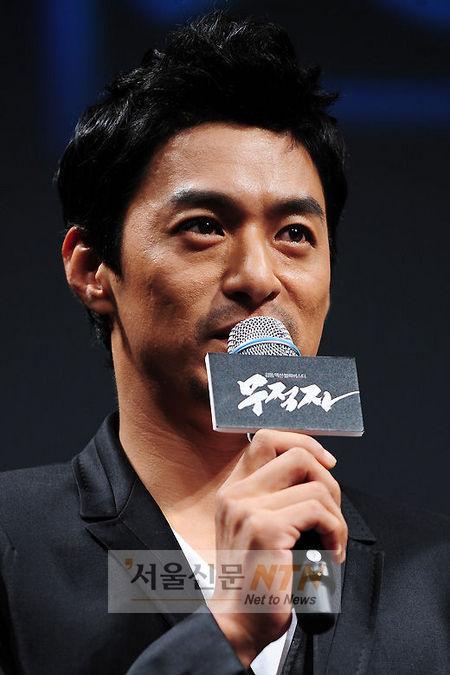 [NTN포토] 주진모, ‘강한 남자의 촉촉한 눈빛’