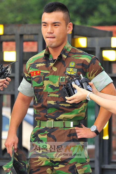 [NTN포토] 이정 ‘해병대 정신으로 눈물을 참으며’