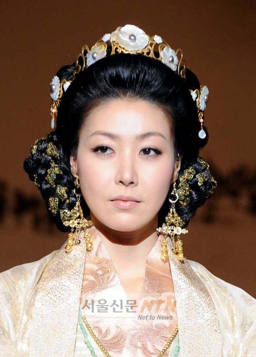 성현아, 사업가와 재혼…결혼 전 ‘혼인신고’ 완료