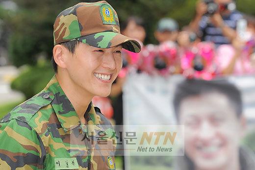 [NTN포토] 류수영 ‘살인미소 여전하네’