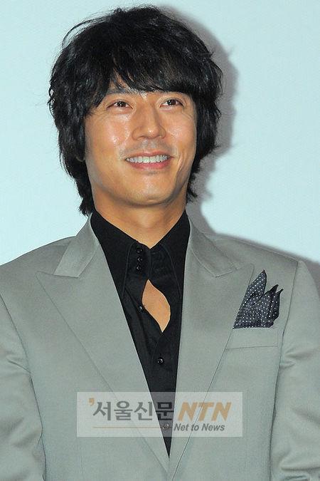 한재석 “장진 감독과의 ‘퀴즈왕’, 연기 매뉴얼 늘렸다”