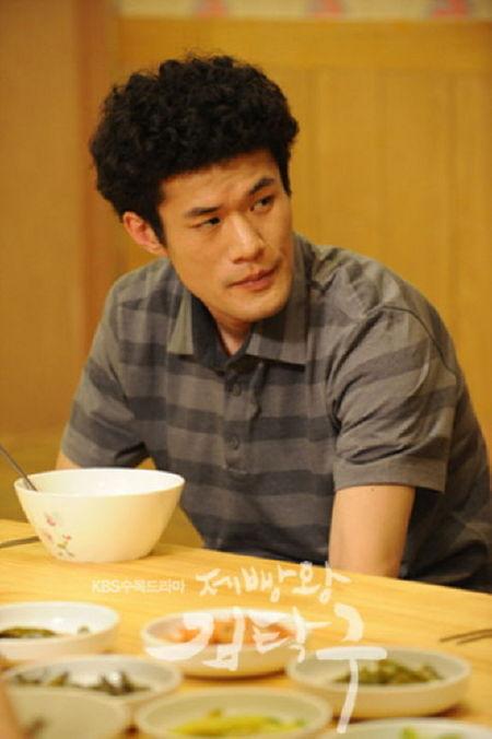 ‘음주측정 거부논란’ 박용진, ‘제빵왕 김탁구’ 중도 하차