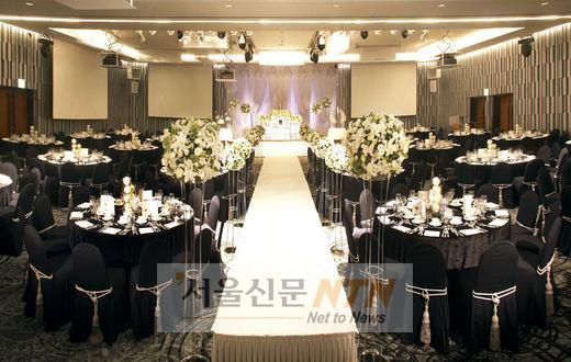 노보텔 앰배서더 강남, 그랜드 볼룸 ‘샴페인 룸’ 새단장