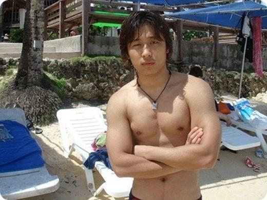 ‘윤은혜 동생’ 윤반석, 정식 데뷔 코앞…‘근육질 훈남’