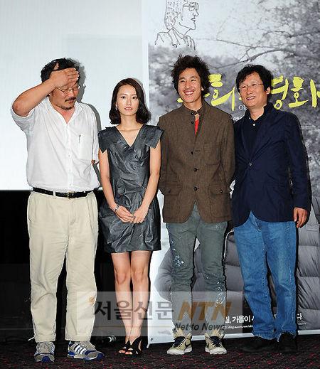 [NTN포토] 홍상수 감독·정유미·이선균·문성근 ‘베니스 다녀왔습니다’