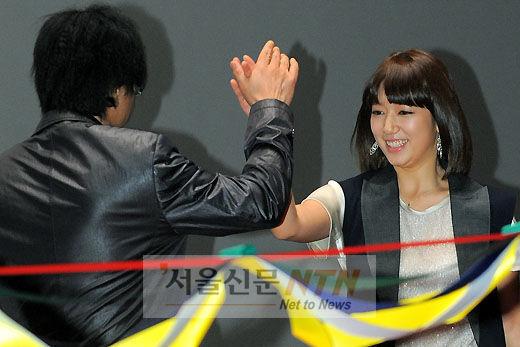 [NTN포토] 박신혜 ‘(박)철민 선배, 화이팅!’