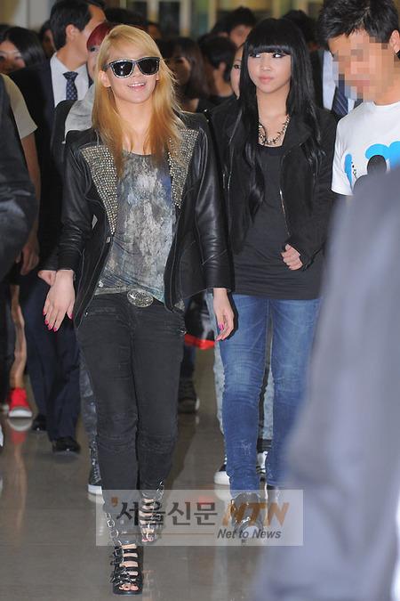[NTN포토] 씨엘·공민지 ‘팬사인회 왔어요’