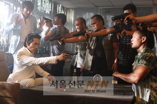 [추석영화大戰:한국①] ‘무적자’, 송승헌+주진모…시작이 좋다