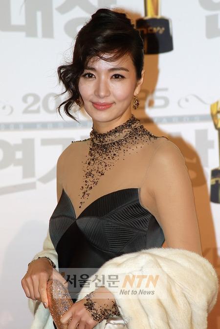 윤해영, “얼굴 손안대고도 자연스러워” 성형고백?