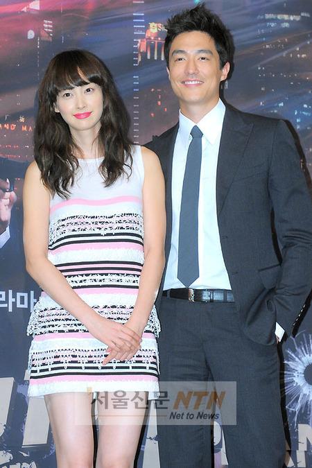 [NTN포토] 이나영·다니엘 헤니 ‘연인처럼 다정하게~’
