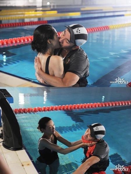 ‘닥터챔프’ 엄태웅-차예련 수영장 키스신 공개, 풋풋함 ‘물씬’