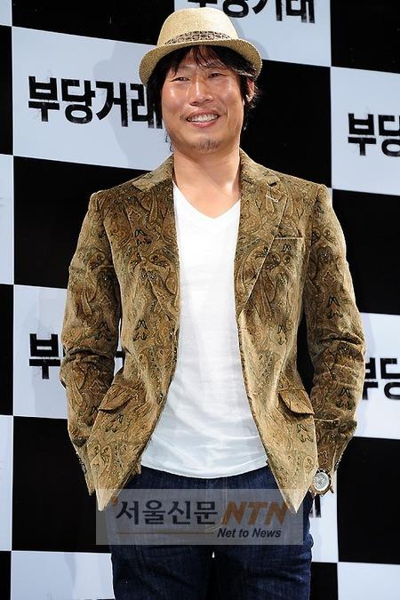 [NTN포토] 유해진 ‘오늘 패션에 신경 썼어요’