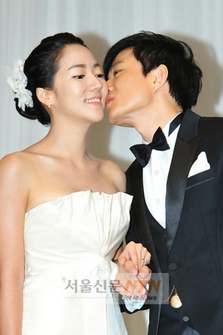 이범수-이윤진, 임신 4개월 “태명 쭈운”…자이언트 베이비