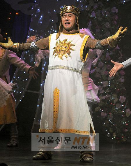 [NTN포토] 박영규 ‘아더왕의 포스가 느껴지죠?’