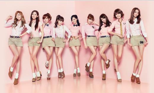 “스키니 벗고 미니스커트”..소녀시대 각선미 눈부셔