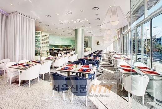 IP 부티크 호텔 ‘카페 아미가’, 비어 페스티벌 선봬