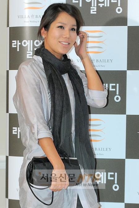 [NTN포토] 김송 ‘이수영 결혼식에 왔어요’