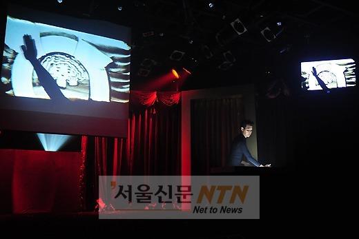 [NTN포토] 임혁필 ‘그림 솜씨 어때요?’