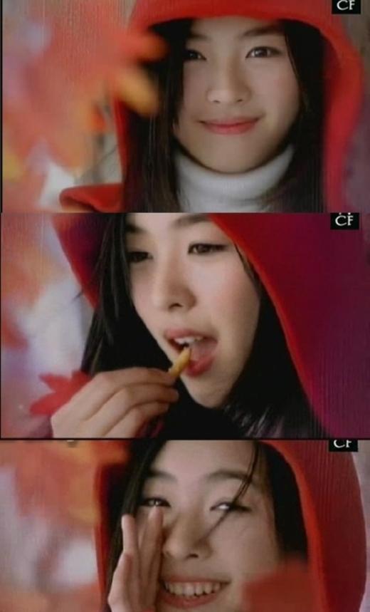이연희 16세 시절 사진 공개…변함없는 청순외모 입증