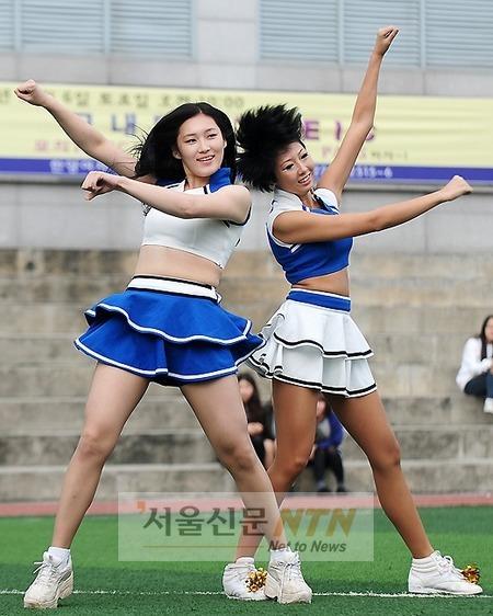[NTN포토] 한양여대 치어리더팀 ‘환상적인 응원전’