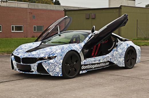연비 26km…BMW ‘하이브리드 스포츠카’