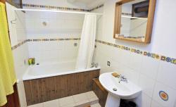 화장실 갇힌 독거노인, 수돗물로 20일 기적생존