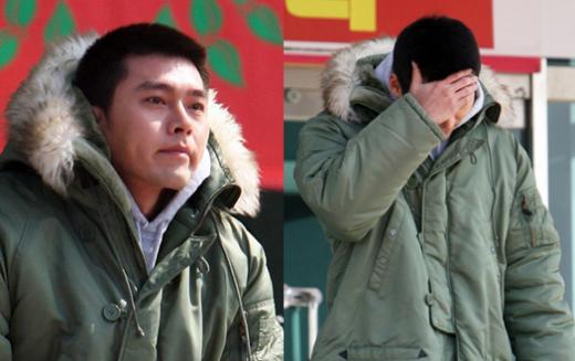 [NOW 포토] “잘 다녀올게요” 끝내 터진 현빈의 눈물