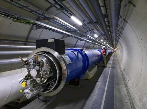 美과학자 “입자가속기 이용 ‘타임머신’ 개발 가능”