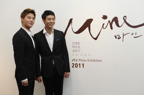 JYJ 사진전 “직접 찍은 일상 보여드려요”