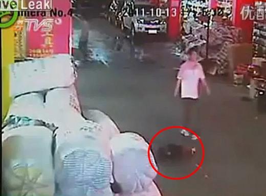 中시민들이 외면했던 ‘뺑소니 아기’ 현상태는…