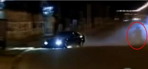 운전자 구하려 차량 경로 바꾼 ‘수호천사’ 포착
