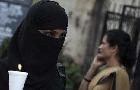 곯아 떨어진 성폭행범, 불 난 집에 갇혀 사망